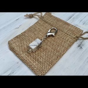 2/20$ Howlite Pet Charm / Crystal Dog Collar Charm